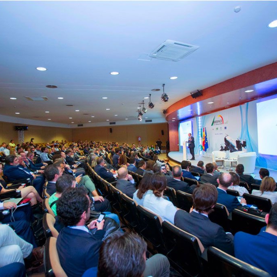 007 334cec9042110ba96bbf493da6c0d692.jpg