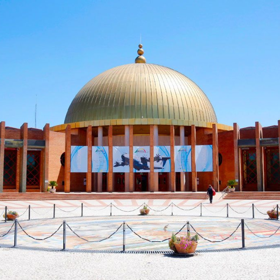 01 Ad756f15981fd547c4540a685f373c4c.jpg